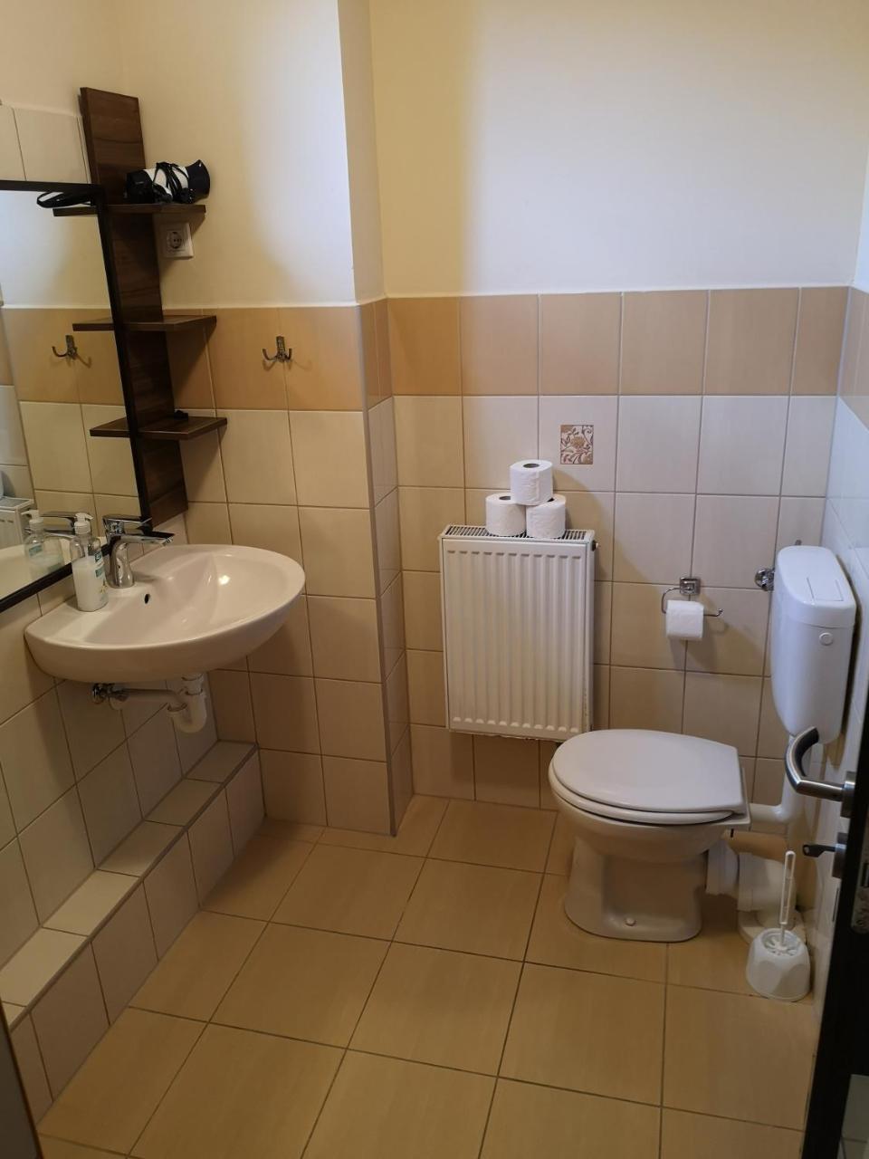 Bed and Breakfast Borostyan Panzio Balatonfuered Екстер'єр фото